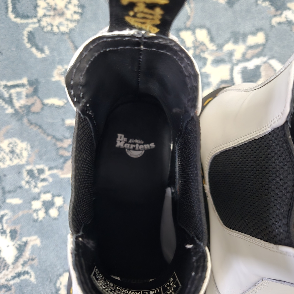 Dr. Martens 2976 Smooth Leather Platform Chelsea Boots - Picture 6 of 9